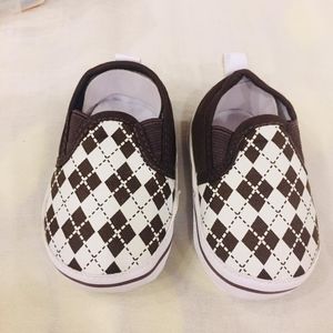 Baby boys shoes with socks